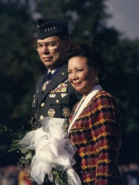 General Powell with his wife Alma at his 1993 retirement